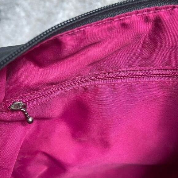 Baggallini gray Nylon shoulder bag with silver tone hardwares adjustable strap. - Picture 11 of 13